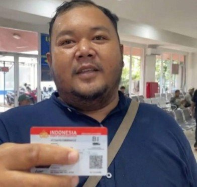 Pemohon Apresiasi Pelayanan Satpas SIM Daan Mogot Polda Metro Jaya